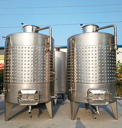 華容區(qū)葡萄酒發(fā)酵設(shè)備特價(jià)處理 諸城健源釀酒